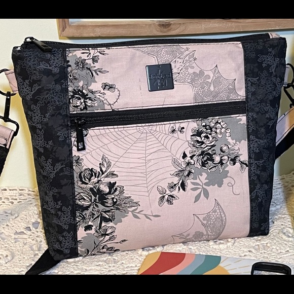 Spiderwebs, Happy Bats & Black Roses Handbag - Picture 3 of 11